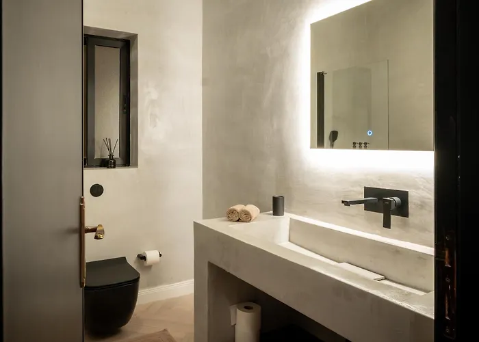 3br Huge Sea Front Apartment, Large Terrace, Views In Lägenhet Sliema