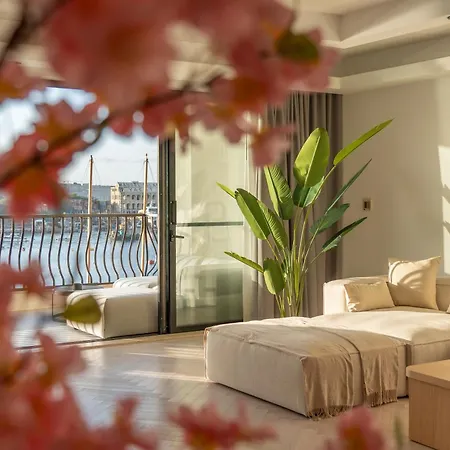 3br Huge Sea Front Apartment, Large Terrace, Views In