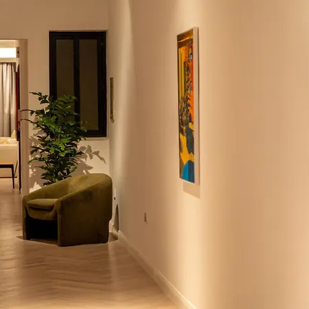Apartment 3br Huge Sea Front Apartment, Large Terrace, Views In
