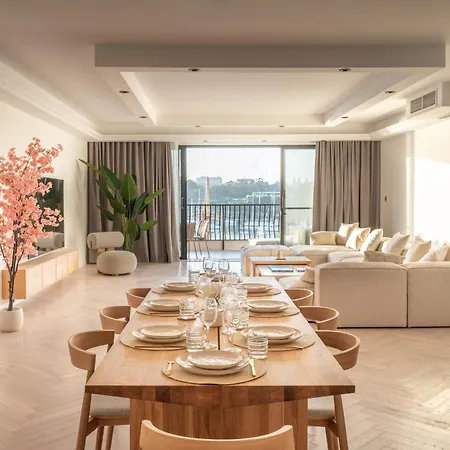 Apartment 3br Huge Sea Front Apartment, Large Terrace, Views In