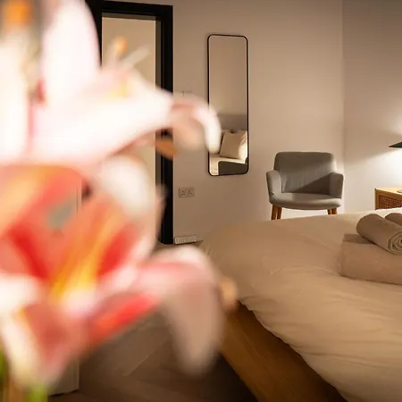 3br Huge Sea Front Apartment, Large Terrace, Views In * スリーマ