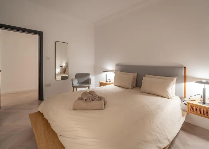 3br Huge Sea Front Apartment, Large Terrace, Views In 公寓 斯利马