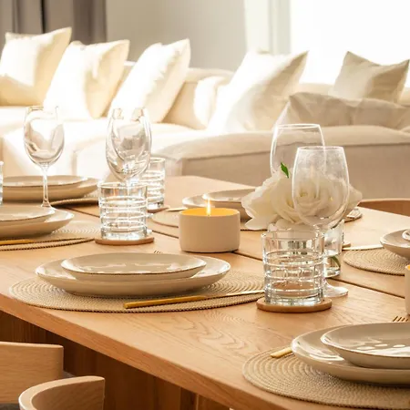 Appartamento 3br Huge Sea Front Apartment, Large Terrace, Views In *