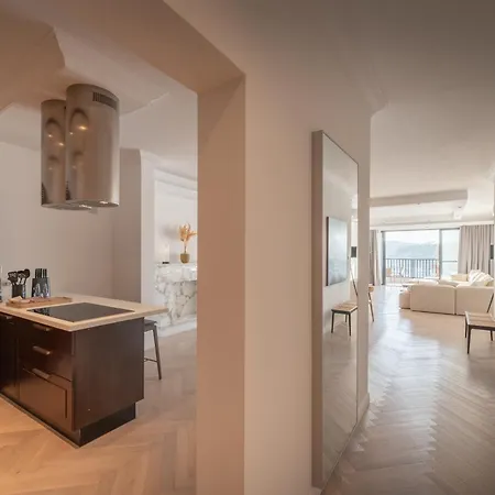 Appartamento 3br Huge Sea Front Apartment, Large Terrace, Views In