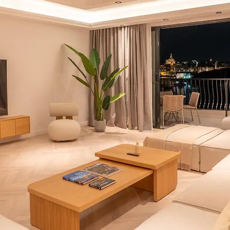 Apartment S66 By Homega, Seafront Terrace & Valletta Views Sliema