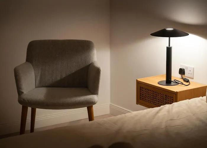 3br Huge Sea Front Apartment, Large Terrace, Views In Appartement *